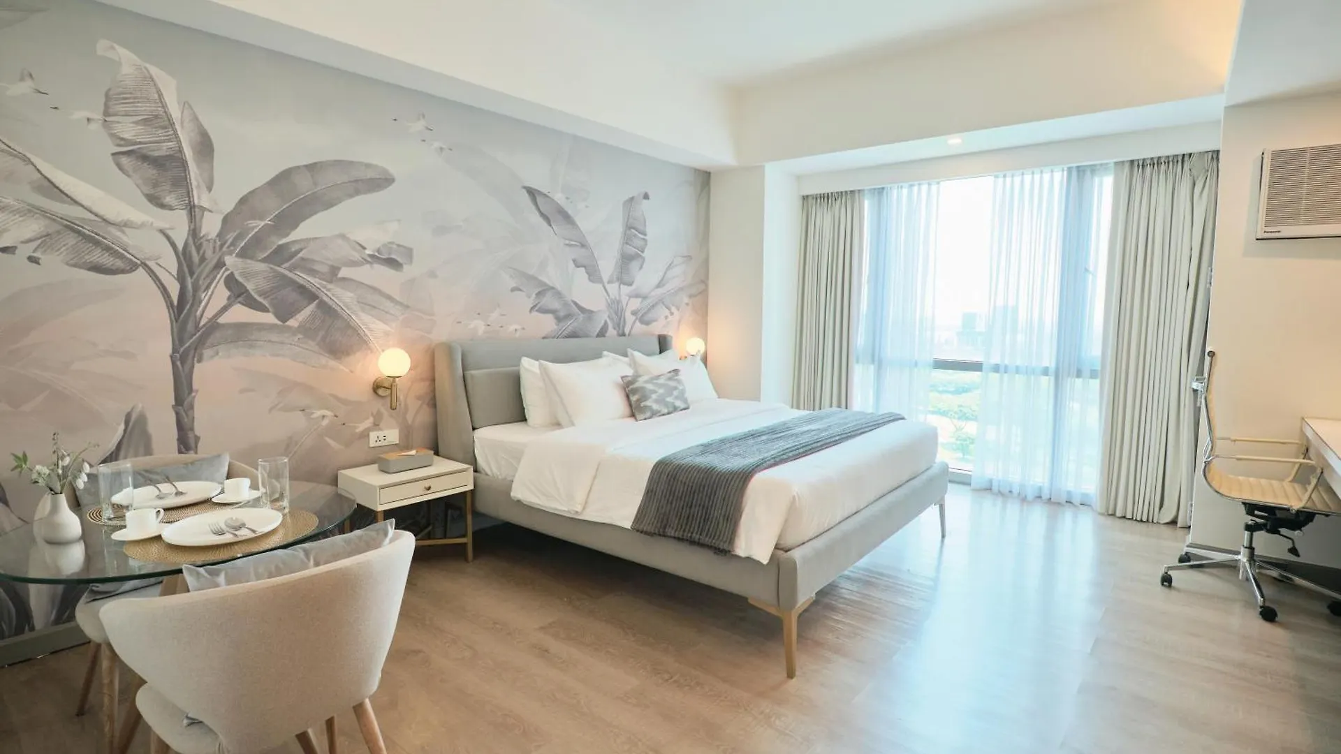 Bgc Suite With Golf Course View Manila